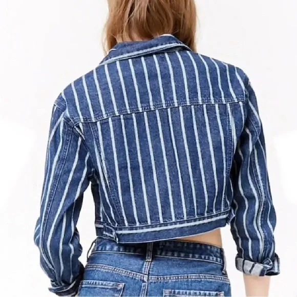 Forever 21 White Pinstripe Striped Cropped Denim Jacket - Picture 3 of 13
